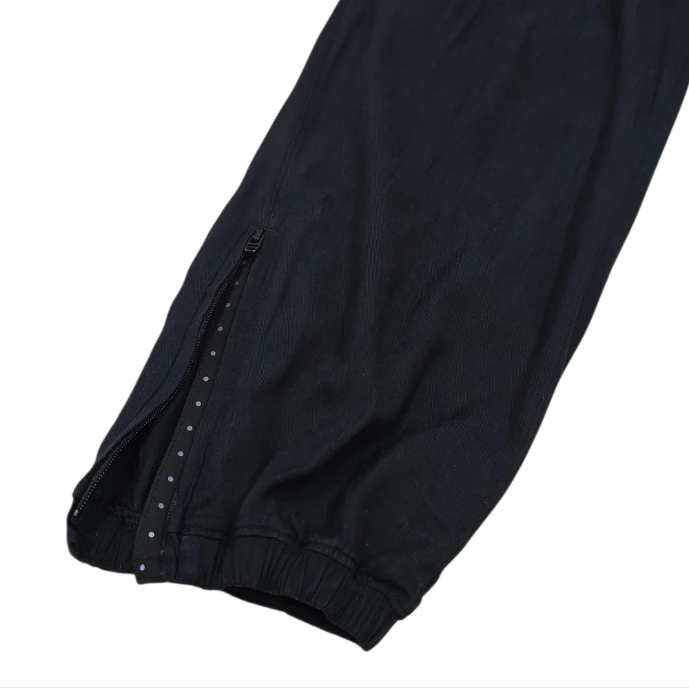 Lululemon Essential Affinity Mid Rise Jogger Black (First Release)